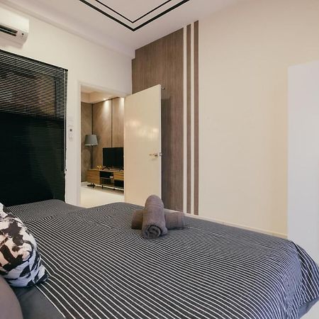 クアラルンプールArte Mont Kiara 3Pax Jacuzzi Pool Gym Near Mitec Matradeアパートメント エクステリア 写真